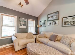 129 Howard Rd, Fuquay Varina, NC 27526