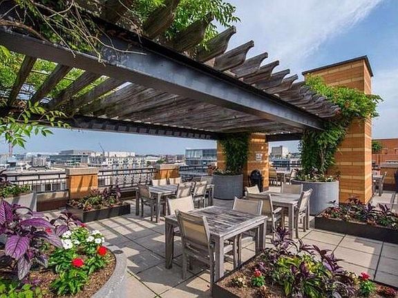 Roof top sitting area