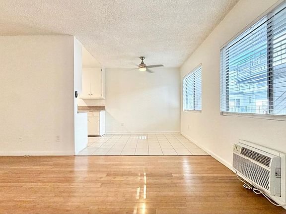3rd image of 5635 Laurel Canyon Blvd #8