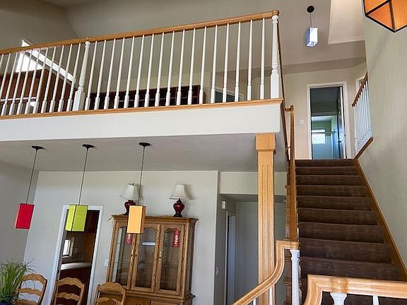 3rd image of 1538 Parkmont Dr