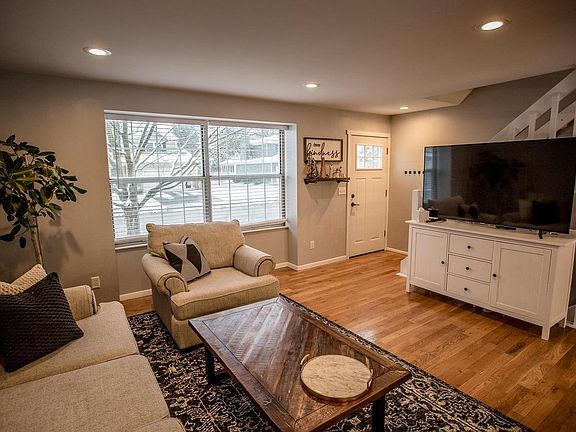 5th image of 5254 Redlands Dr