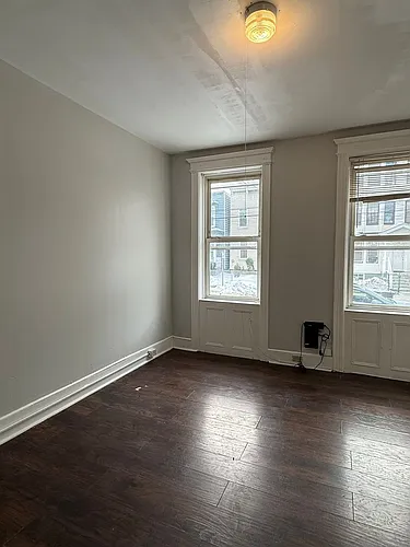 36 Clarke Ave Photo 1