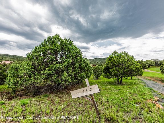 5th image of 135 Pecos Ct