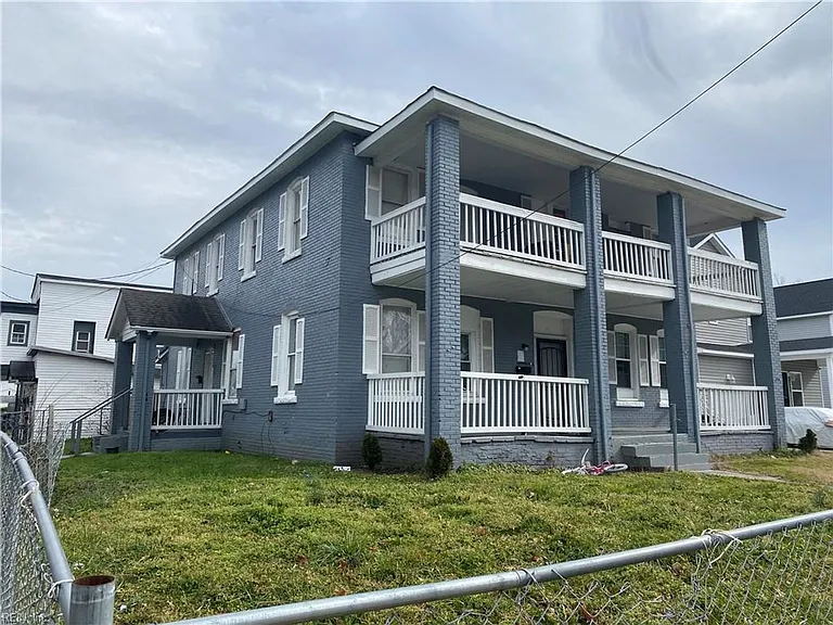 1503 Elm Ave #B — Photo 1
