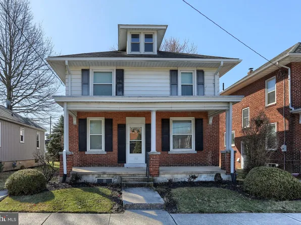 132 E Penn Ave, Cleona, PA 17042