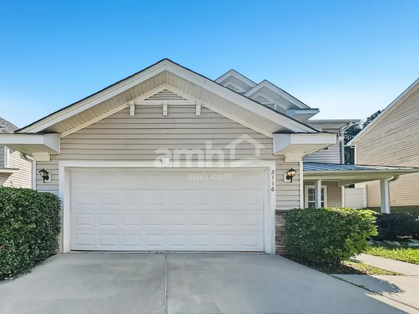 2116 Maple Tree Ct, Charlotte, NC 28214