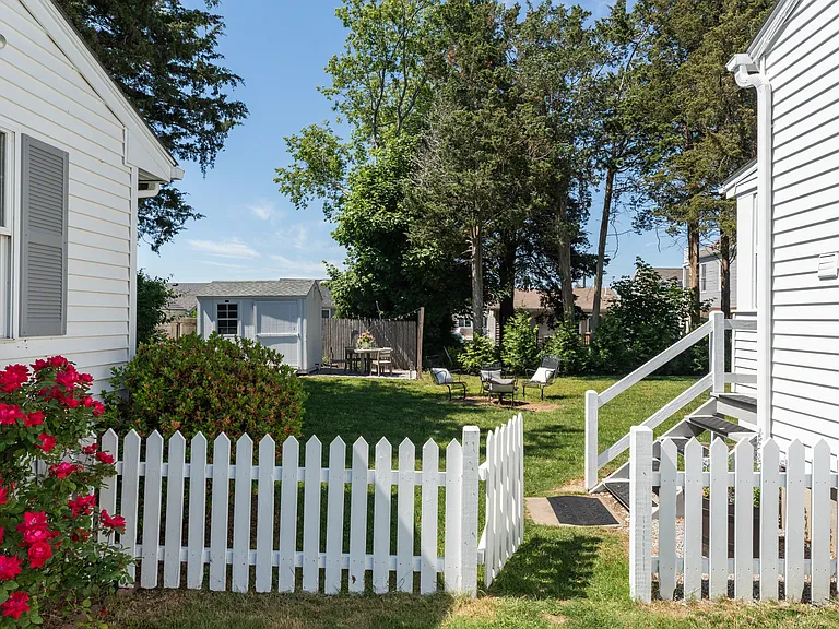 49 Uncas Rd — Photo 6