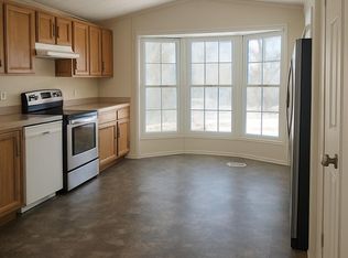 143 Cheryl Lane, Oxford, ME 04270