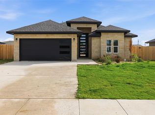 158 Lavanda Ln, Dale, TX 78616