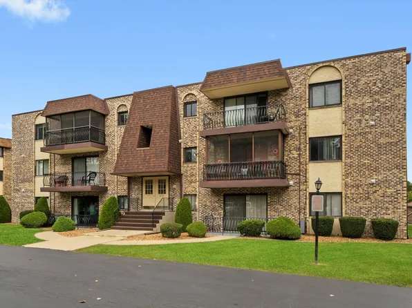 4955 134th Pl APT 2A, Crestwood, IL 60418
