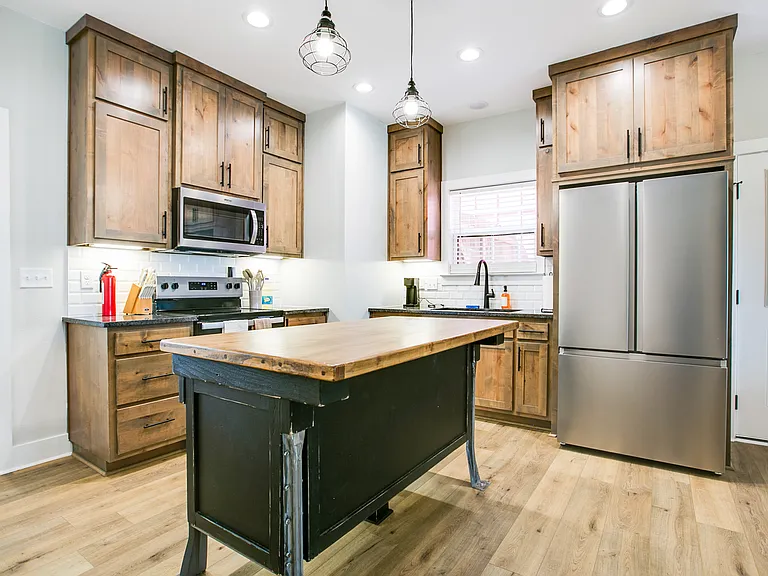 1009 Holiday Dr — Photo 27