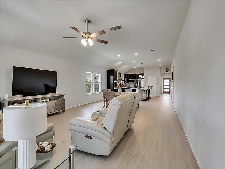 27997 Lone Hollow Ln — Photo 31