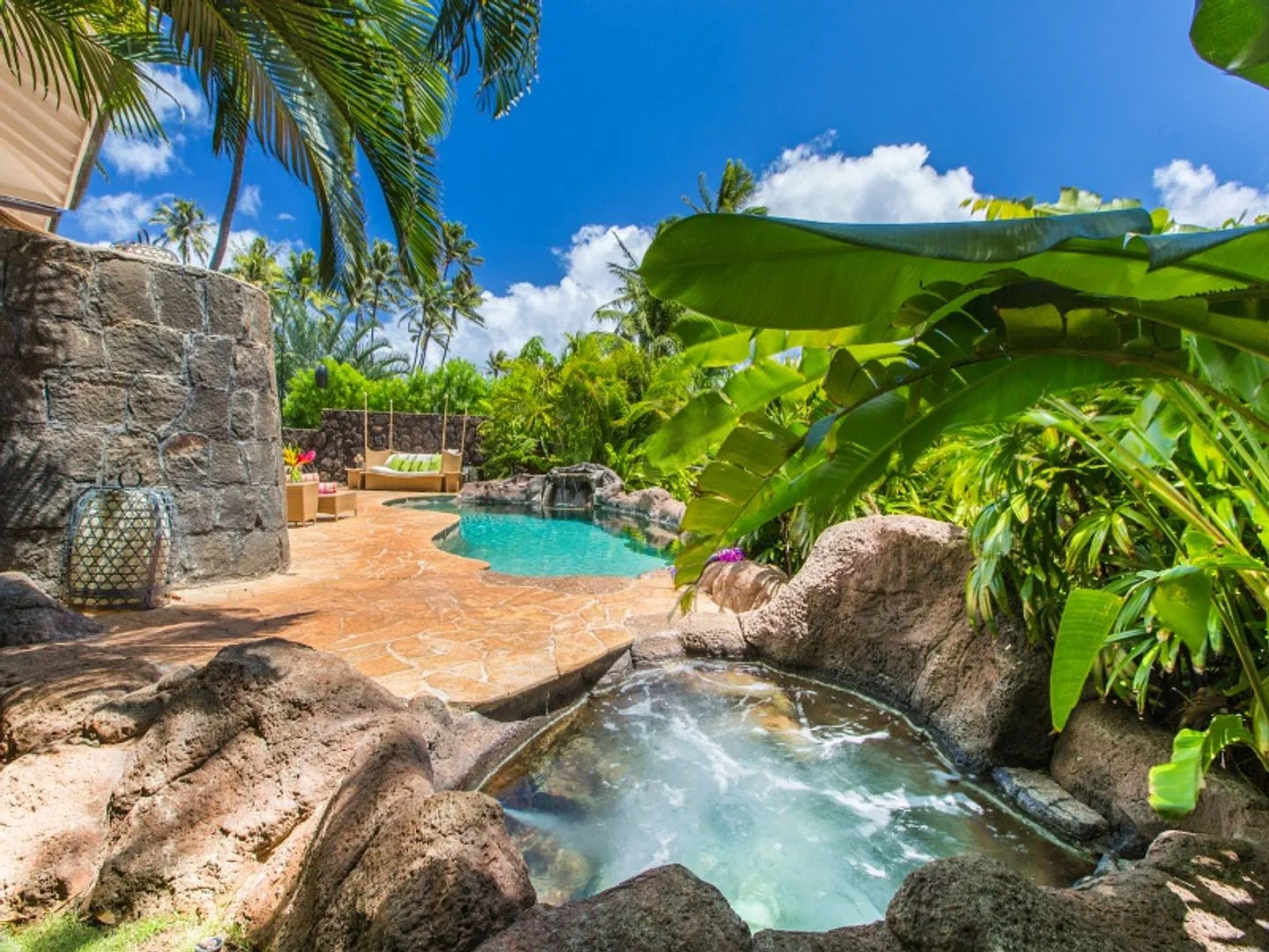Private Diamond Head Three-Bedroom Home — Photo 3