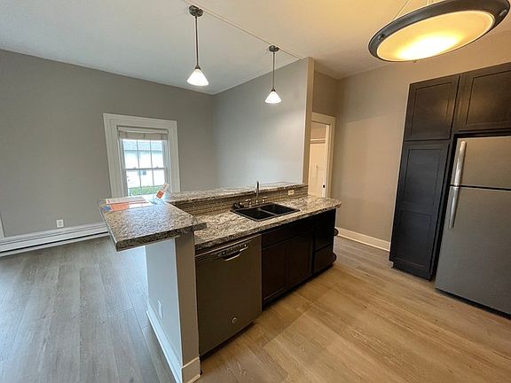 5th image of 1312 Columbus Ave APT 2