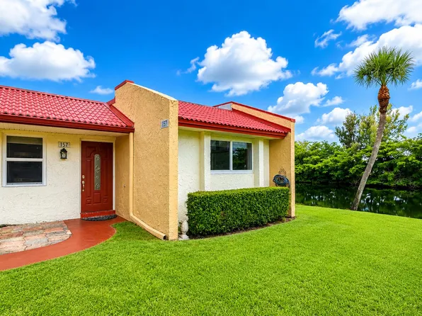 157 Lake Anne Dr, West Palm Beach, FL 33411