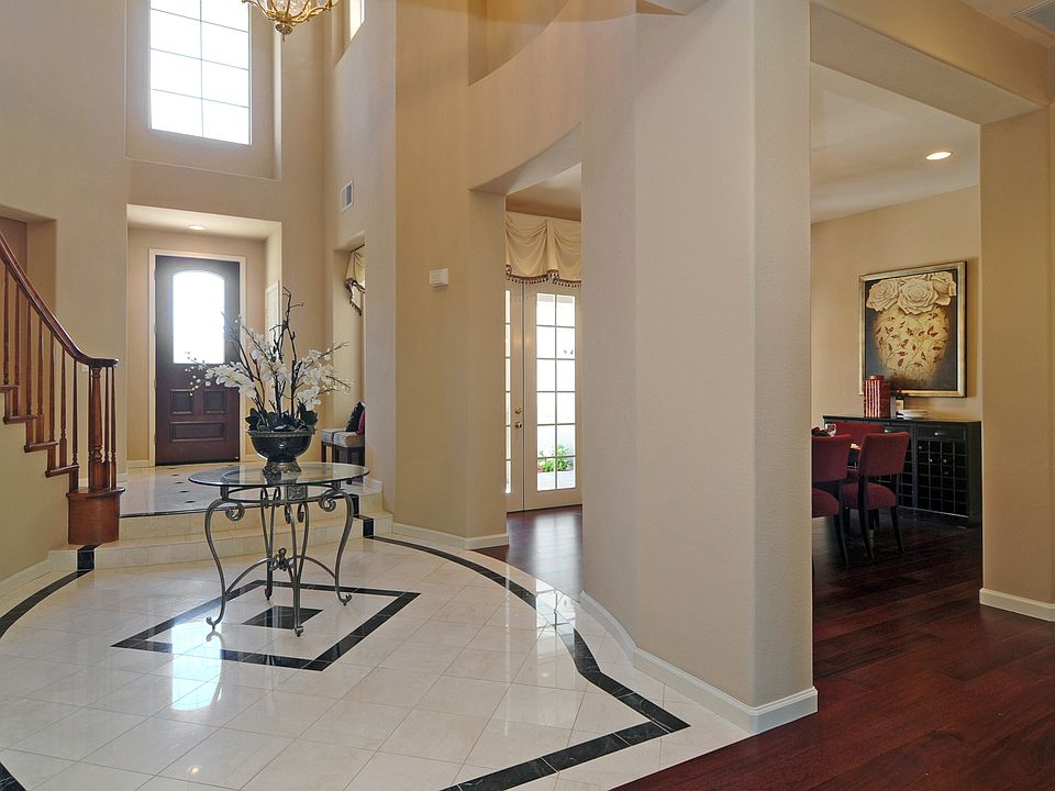 1st image of 5909 Gleneagles Cir