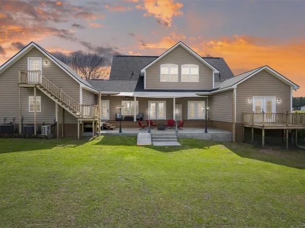 5790 Wooddell Dr, Waycross, GA 31503