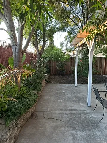 4800 Bayside Way — Photo 12