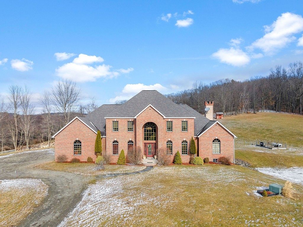 3731 Struble Rd, Endwell, NY 13760 Zillow