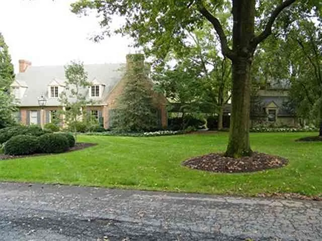 8 Creekside Ln photo 1