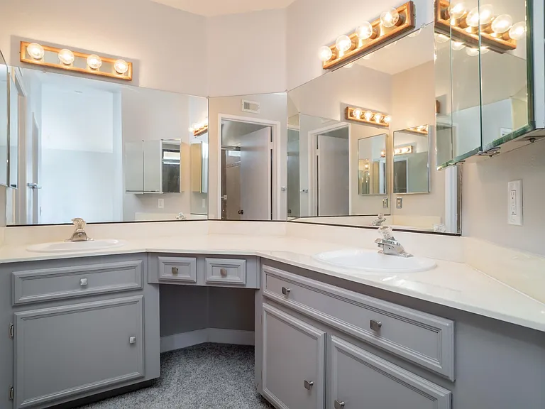 8733 Elford Ct — Photo 22