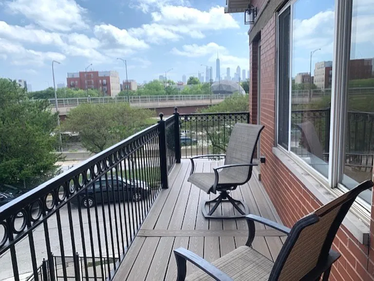 1337 W Walton St #2 — Photo 12