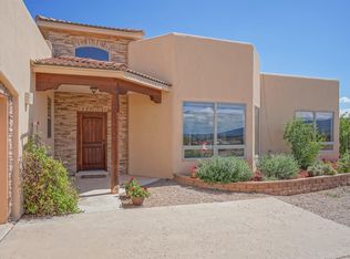 285 Grandview Trl, Tijeras, NM 87059