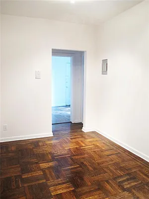 Rented by Mark David | media 3