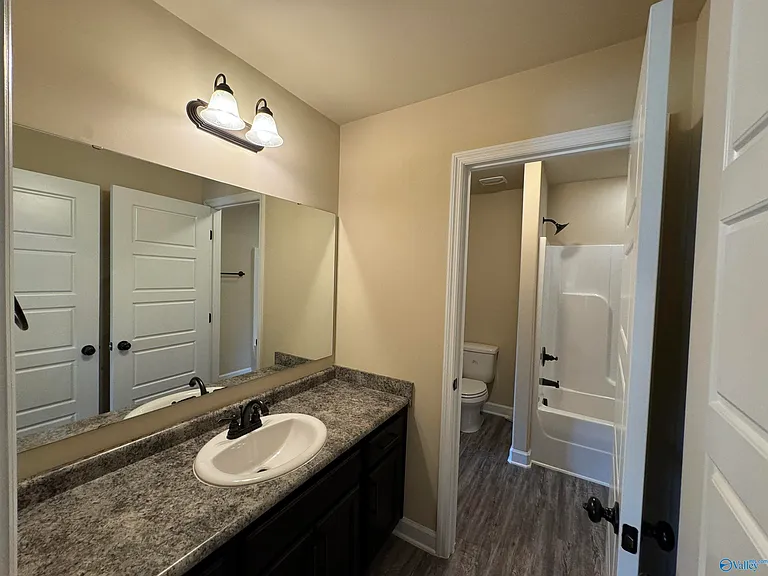 120 Meadowglade Ln — Photo 19