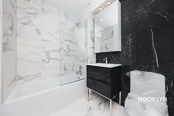 Rented by Nooklyn NYC LLC | media 54