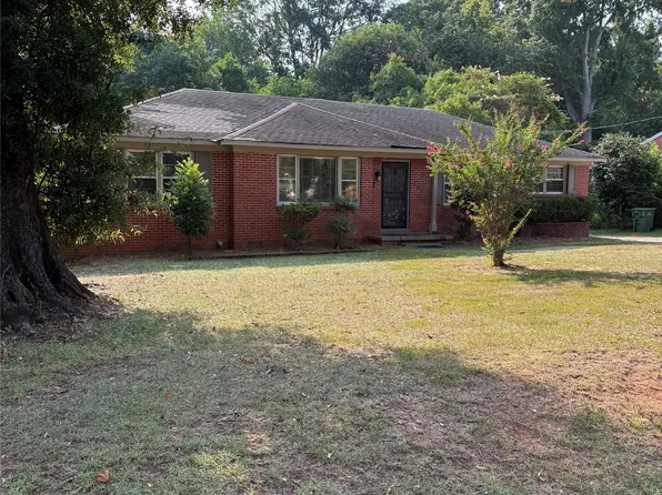 326 Grove Park Dr, Montgomery, AL 36109