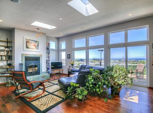 1718 NW Graham Ct, Waldport, OR