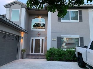 10675 Pebble Cove Ln, Boca Raton, FL 33498