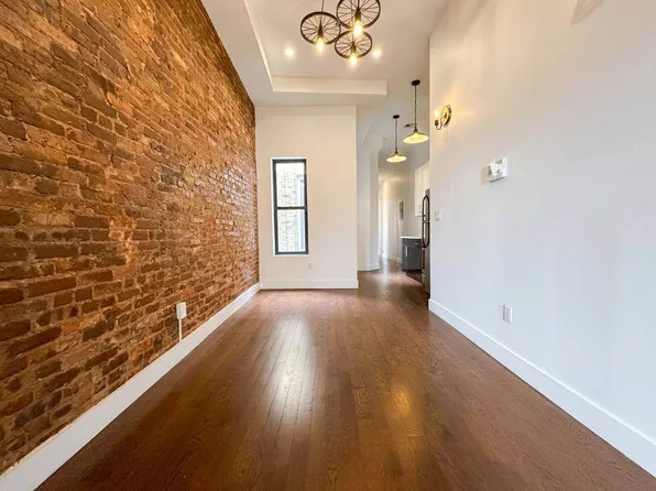 507 Central Avenue image 1 of 6