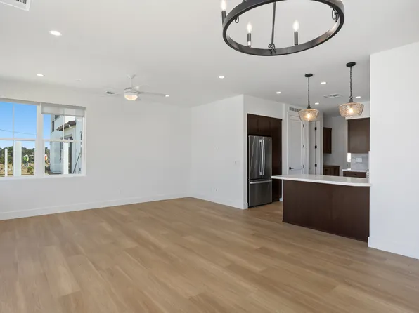 1223 Stonemark Pl, Vista, CA