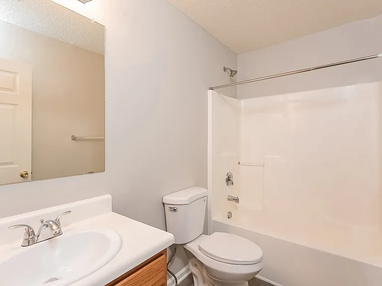 2115 Palatine Pl — Photo 15