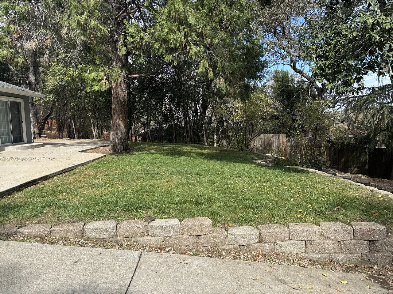 2 bed, 2.0 bath, 1100 sqft, $2,250 — Photo 2