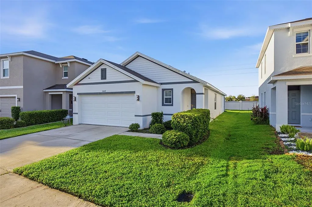 3 bed, 2.0 bath, 1546 sqft, $2,100 — Photo 3