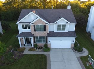 3061 Shenandoah Dr, Carpentersville, IL 60110