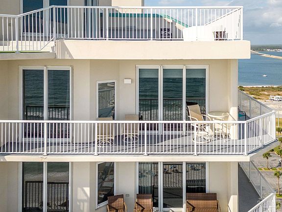 4th image of 8573 Gulf Blvd Unit 1501