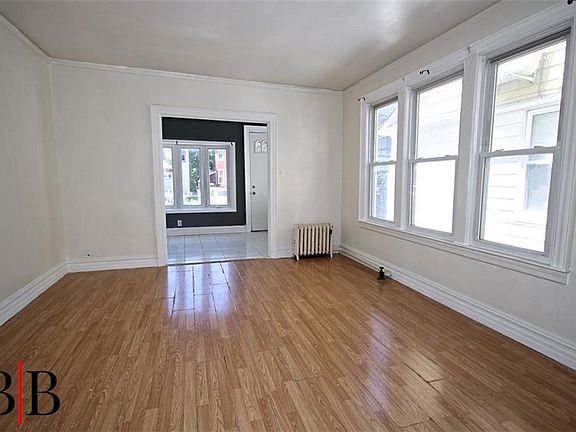 4th image of 1669 E 48th St