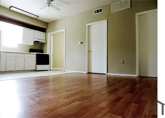 1st image of 4406 Lafayette St #7