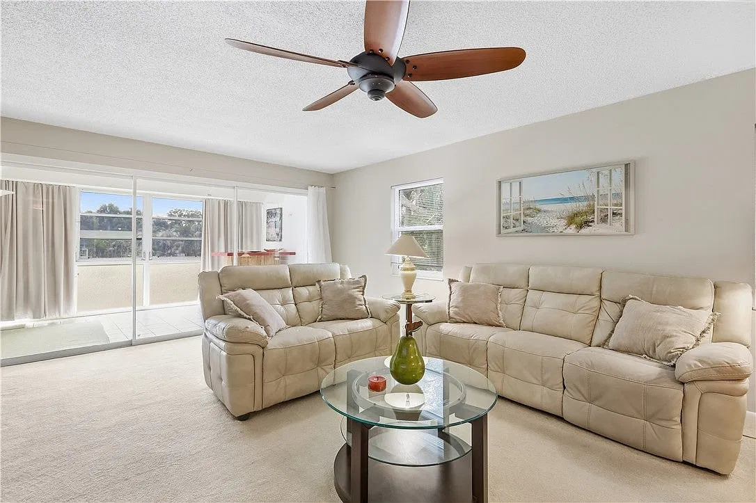 2 bed, 1400 sqft, $1,800 — Photo 3