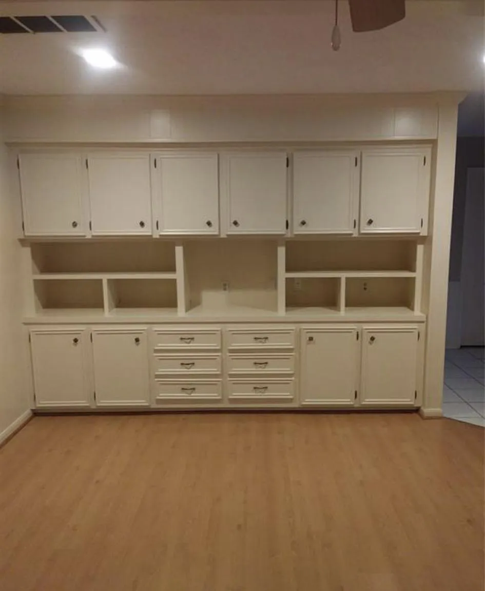 4 bed, 2320 sqft, $2,250 — Photo 4