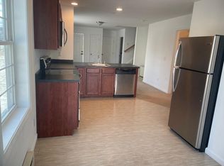30 Trinity Cir #B, Rochester, NH 03839