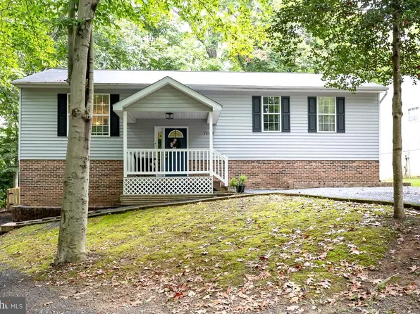 1058 San Angelo Dr, Lusby, MD 20657