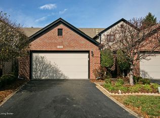 10008 Hartwick Village Dr, Louisville, KY 40241