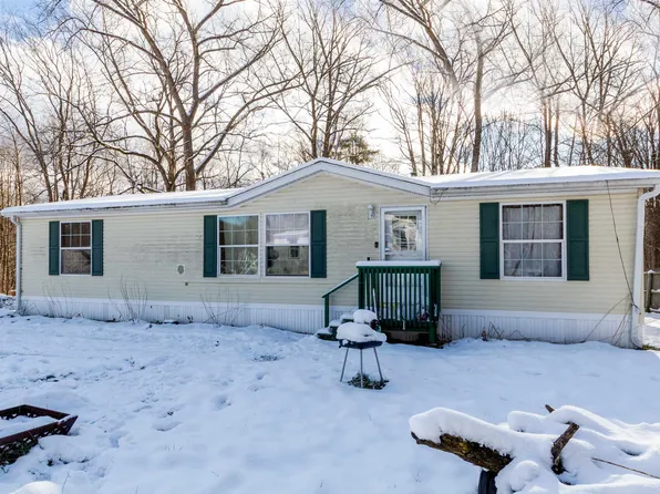 28 Bear Lane, Hinesburg, VT 05461