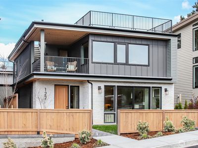 122 15th Avenue, Kirkland, WA, 98033
