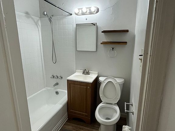 5th image of 1661 E Cold Spring Ln #2